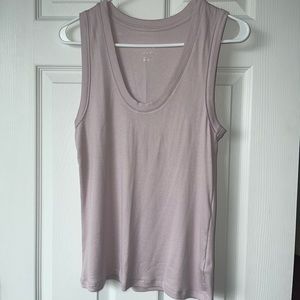 Sleeveless pink tank top